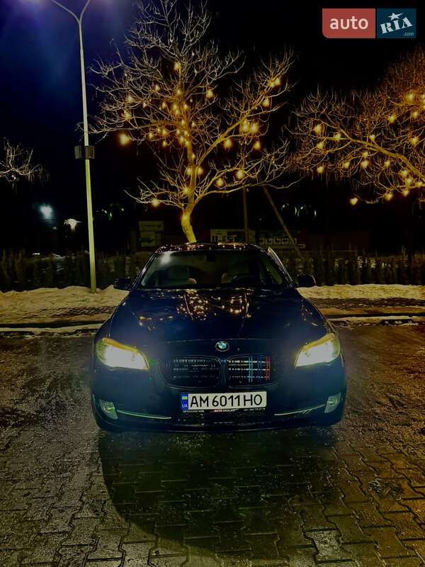 Седан BMW 5 Series 2012 в Черновцах
