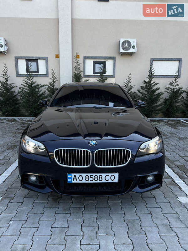 Седан BMW 5 Series 2015 в Виноградове