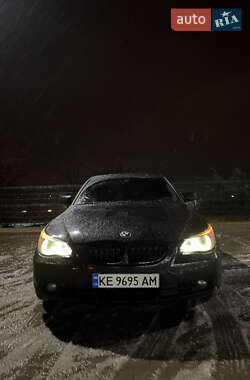 Седан BMW 5 Series 2004 в Кривом Роге