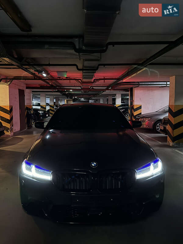 Седан BMW 5 Series 2018 в Киеве