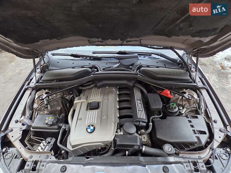 Седан BMW 5 Series 2005 в Киеве