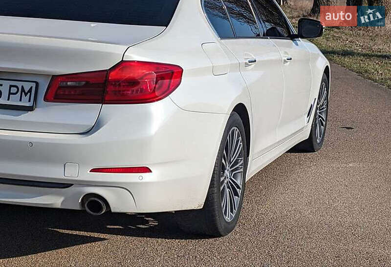 Седан BMW 5 Series 2018 в Киеве