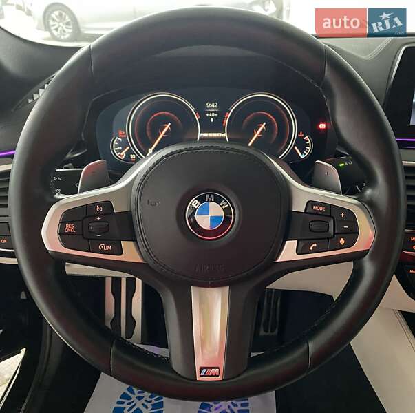 Седан BMW 5 Series 2017 в Львове