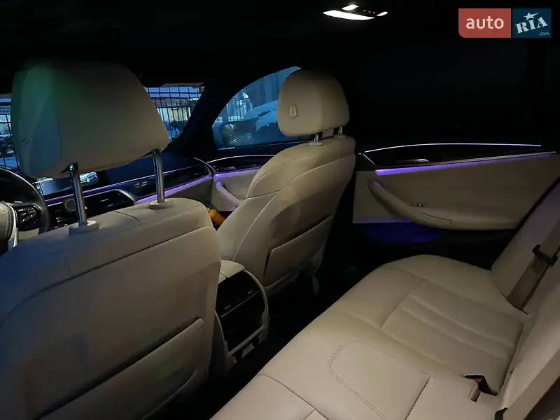 BMW 5 Series 2018 VIN WBAJA9C56JB249953 фото оголошення 13 з 67