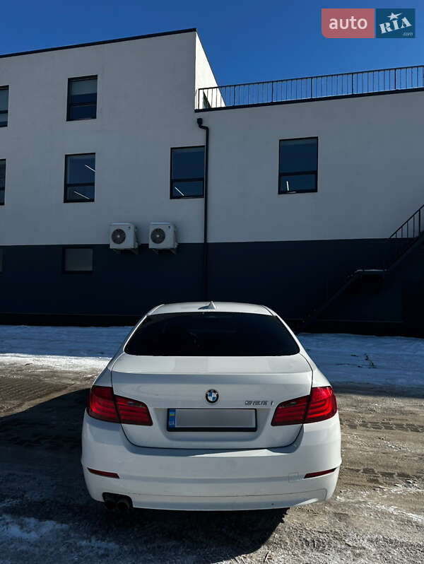 Седан BMW 5 Series 2013 в Хмельницком