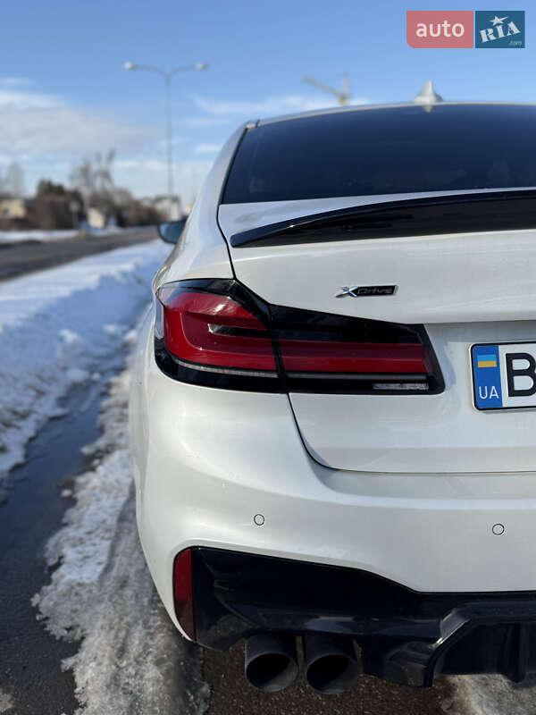 Седан BMW 5 Series 2018 в Львове