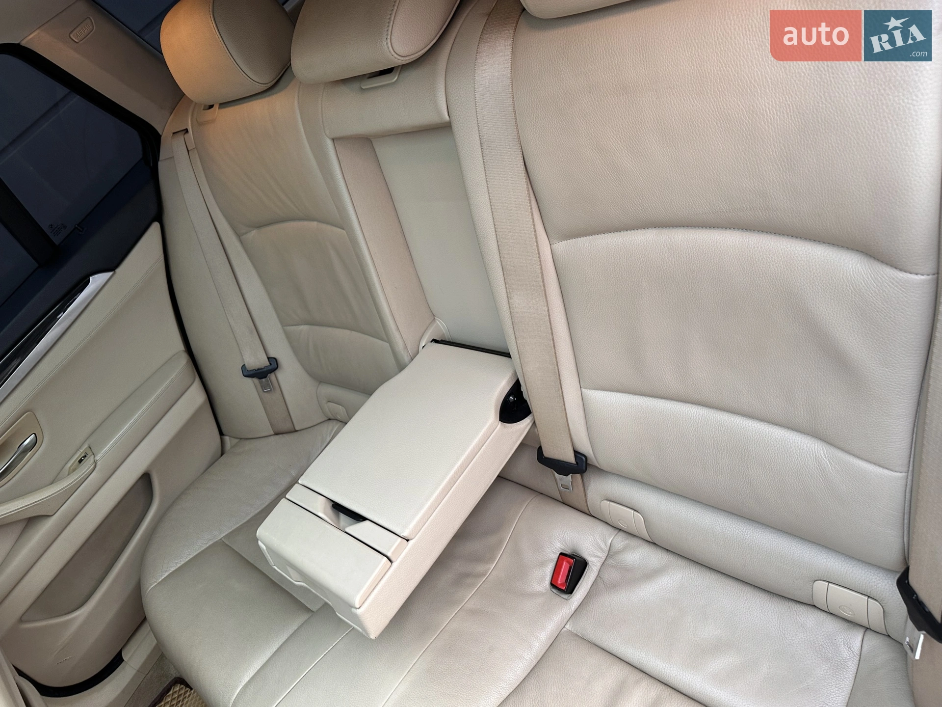 2010 BMW 5er - мініатюра 66