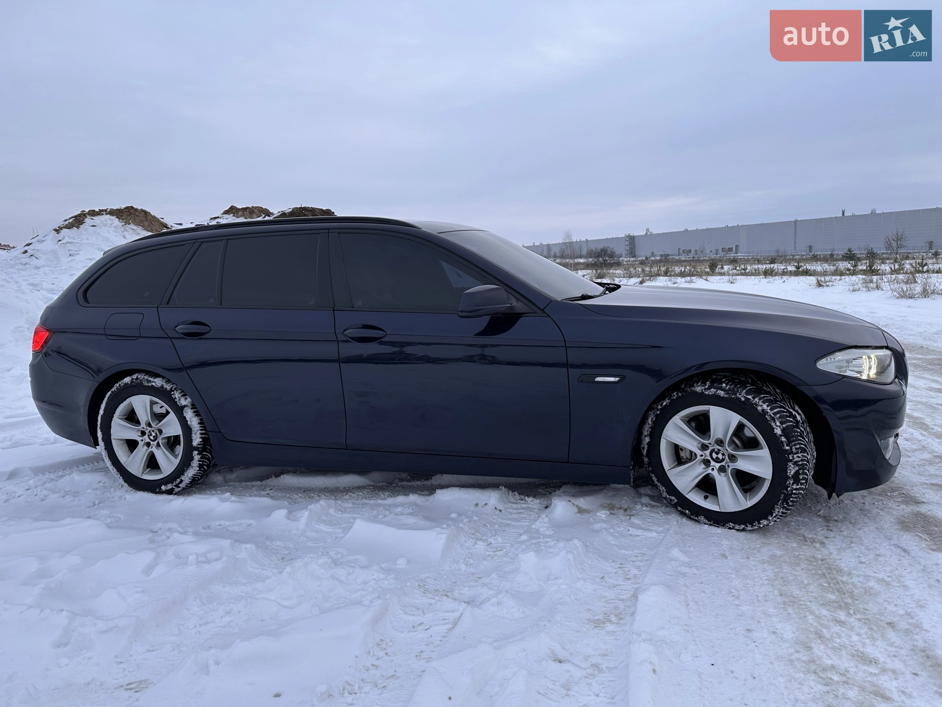 2010 BMW 5er - мініатюра 18