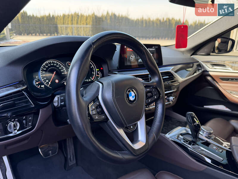 Седан BMW 5 Series 2017 в Одессе фото 35 Седан BMW 5 Series 2017 в Одессе