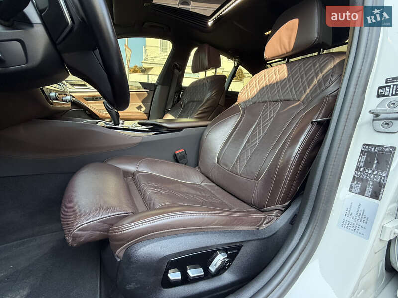 Седан BMW 5 Series 2017 в Одессе фото 52 Седан BMW 5 Series 2017 в Одессе