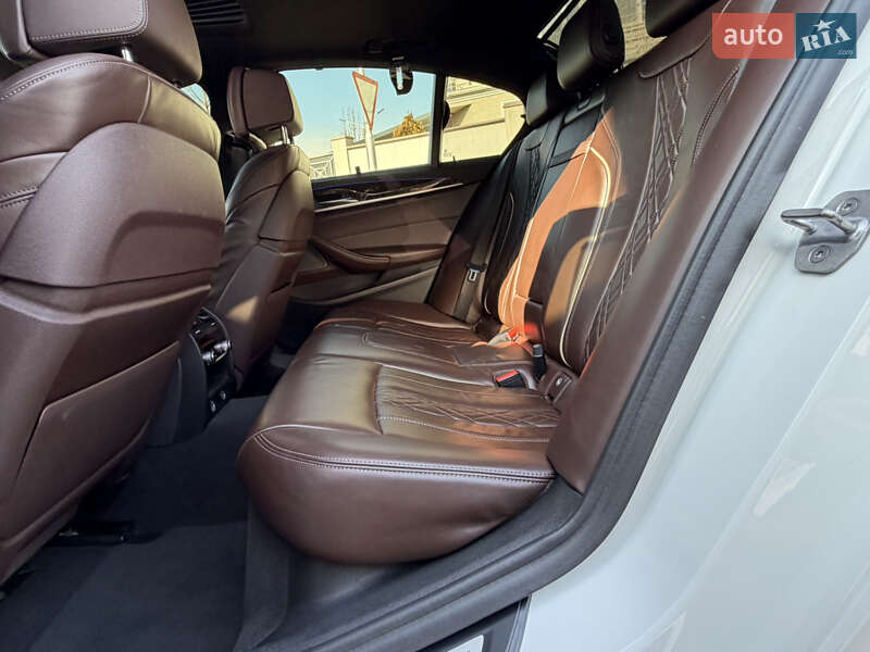 Седан BMW 5 Series 2017 в Одессе фото 58 Седан BMW 5 Series 2017 в Одессе