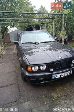 Седан BMW 5 Series 1989 в Великой Александровке