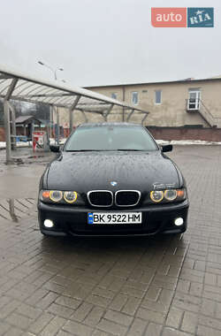 Универсал BMW 5 Series 2001 в Ровно