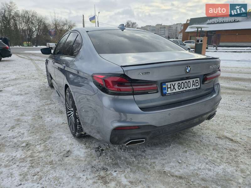 Седан BMW 5 Series 2017 в Хмельницком