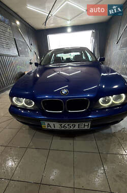 Седан BMW 5 Series 2001 в Василькове