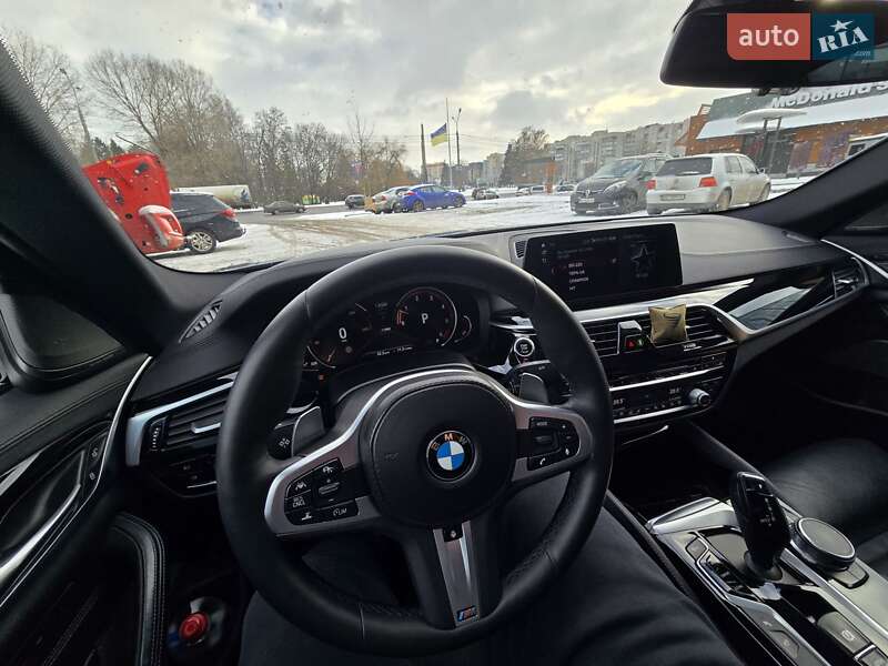 Седан BMW 5 Series 2017 в Хмельницком