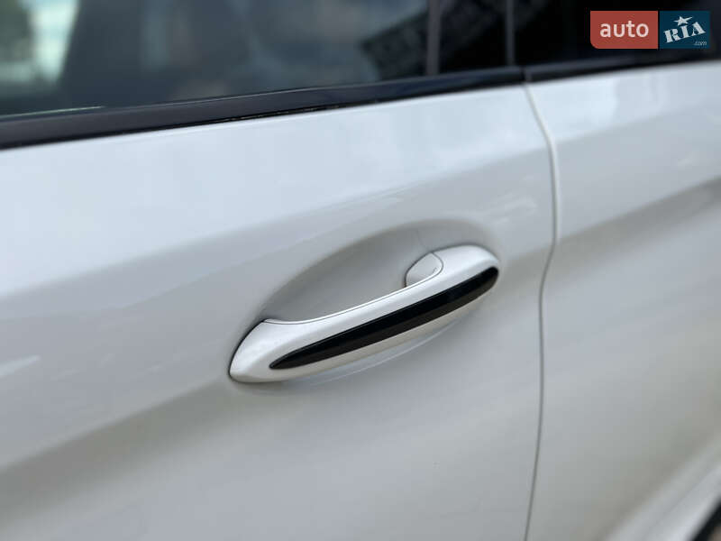 Седан BMW 5 Series 2017 в Львове фото 9 Седан BMW 5 Series 2017 в Львове