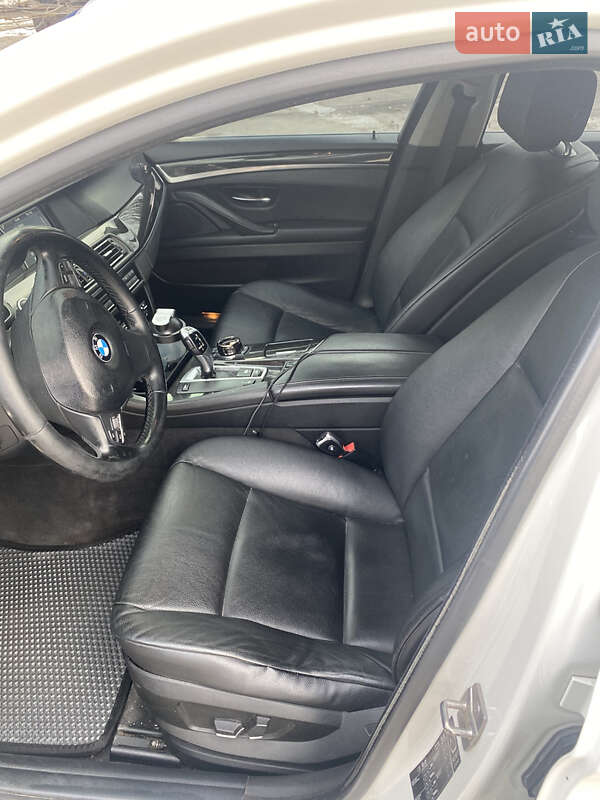 Седан BMW 5 Series 2010 в Днепре