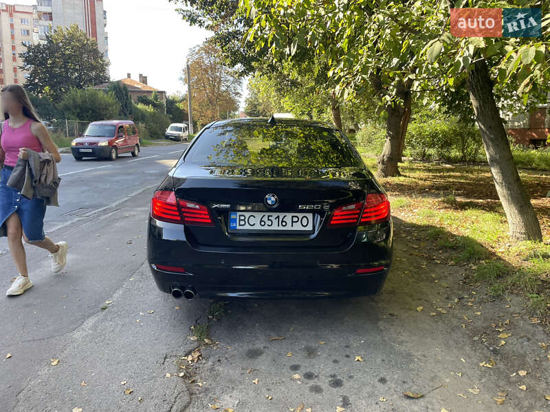 Седан BMW 5 Series 2014 в Львове