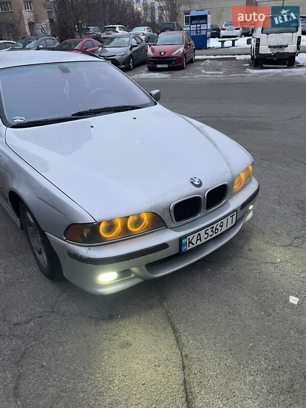 Универсал BMW 5 Series 2001 в Киеве