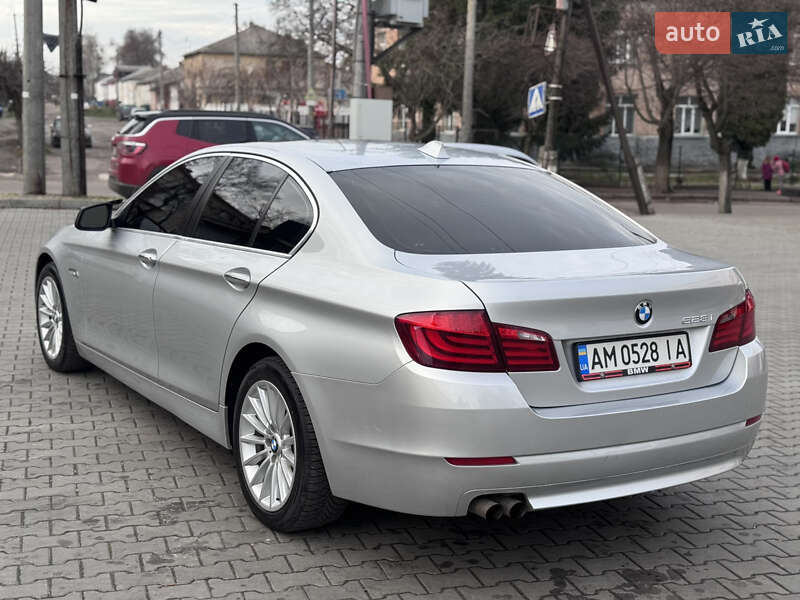 Седан BMW 5 Series 2011 в Радомышле