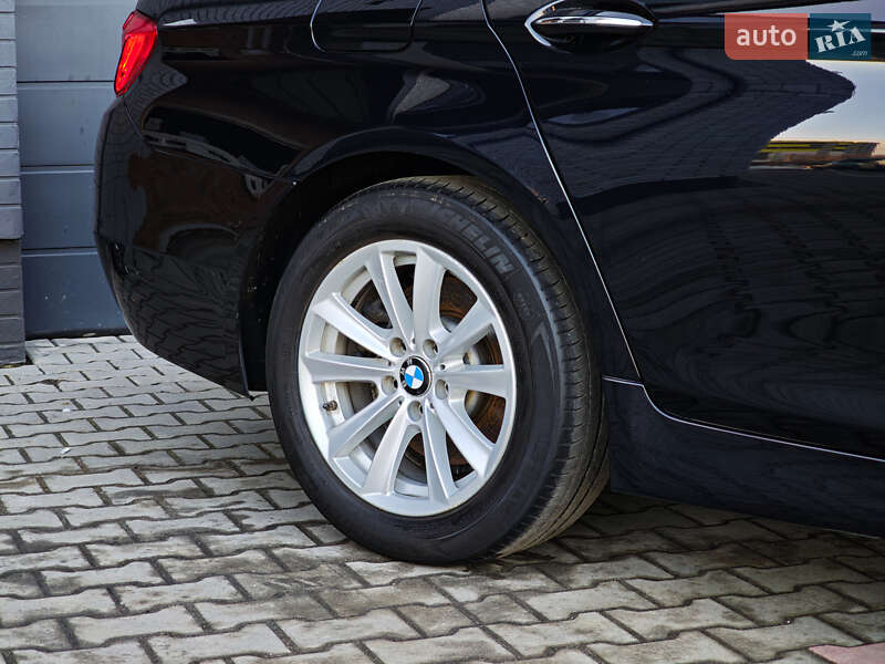 Седан BMW 5 Series 2016 в Луцке