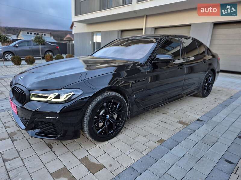 Седан BMW 5 Series 2020 в Ужгороде