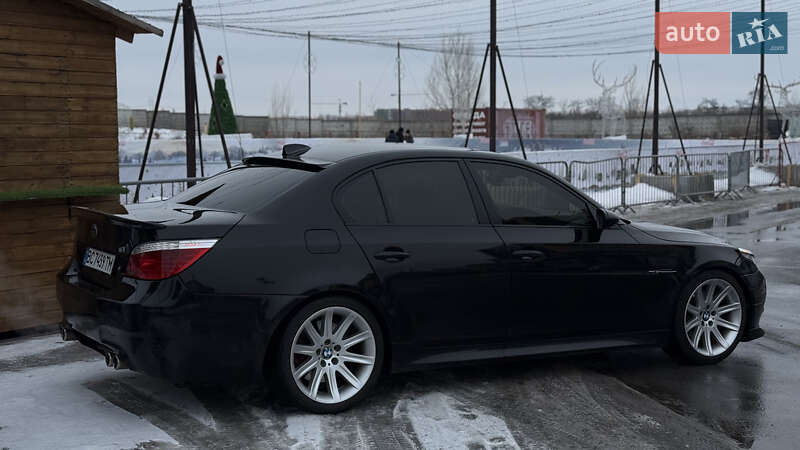 Седан BMW 5 Series 2003 в Киеве