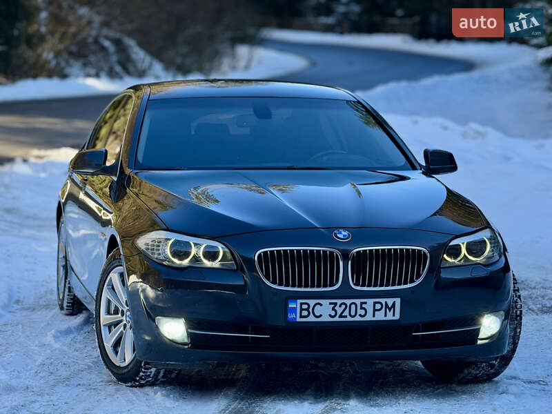 Седан BMW 5 Series 2012 в Межгорье фото 5 Седан BMW 5 Series 2012 в Межгорье