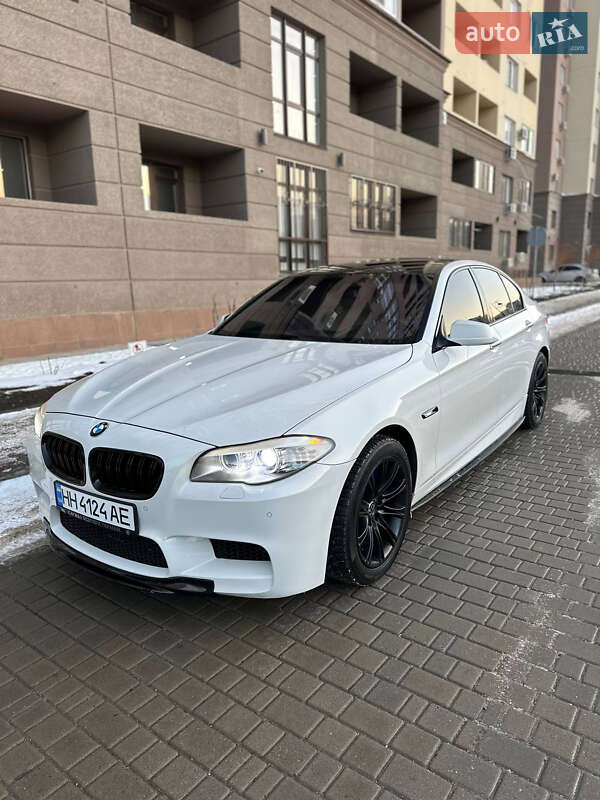 Седан BMW 5 Series 2011 в Одессе