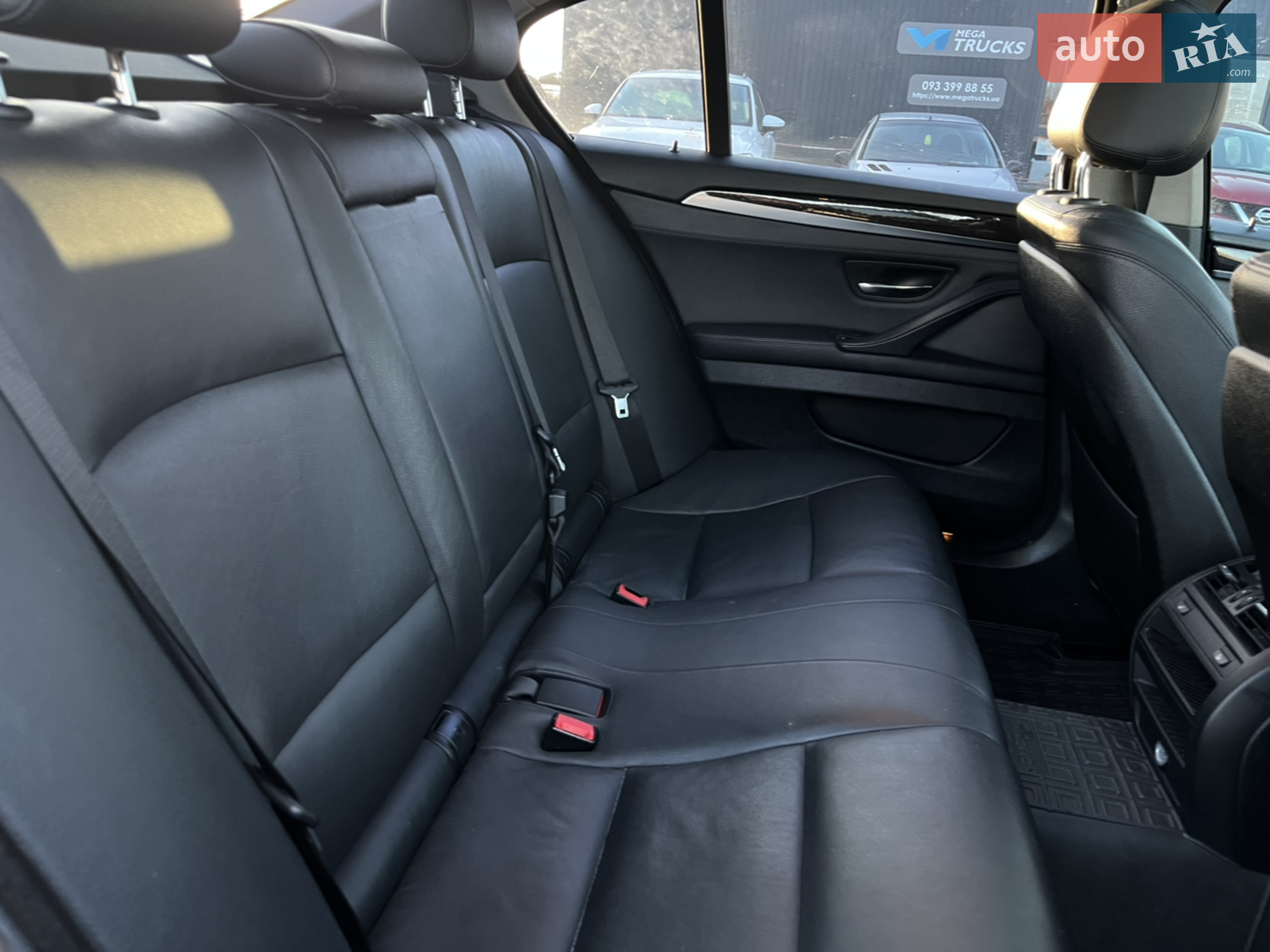 2013 BMW 5er - мініатюра 18