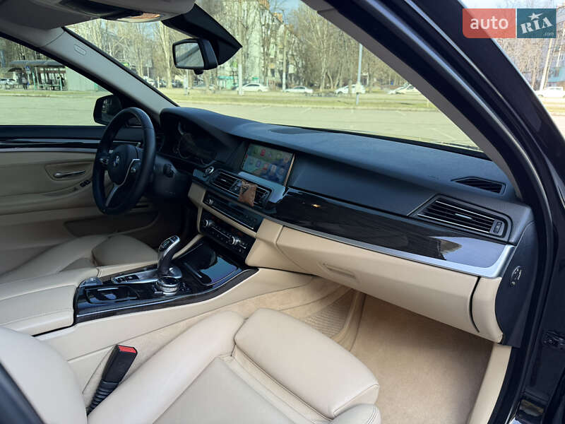 Седан BMW 5 Series 2013 в Запорожье