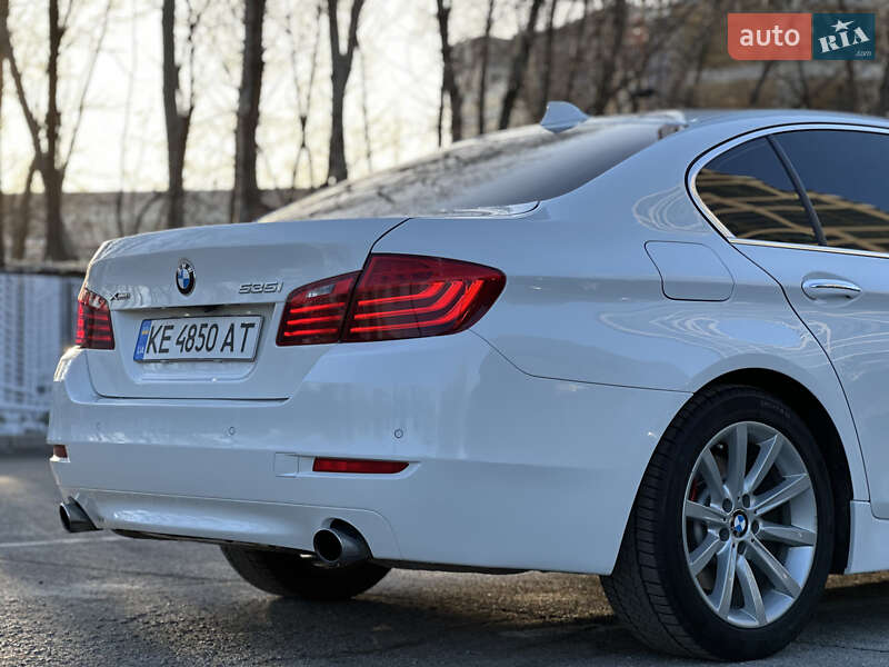 Седан BMW 5 Series 2013 в Днепре