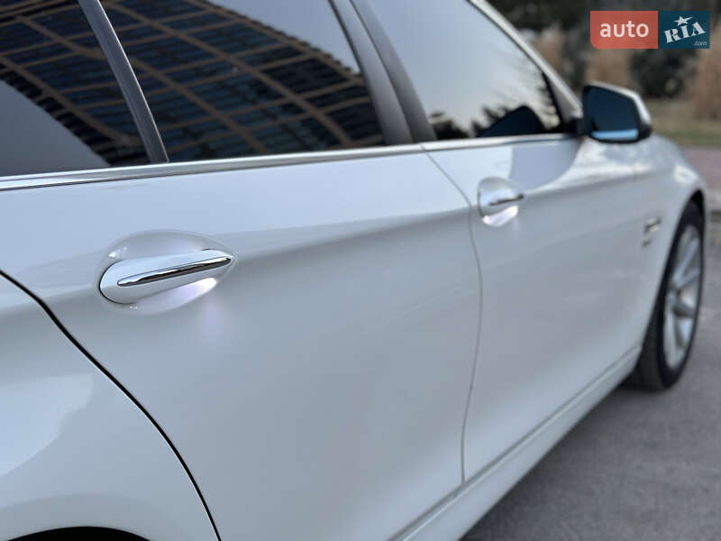 Седан BMW 5 Series 2013 в Днепре