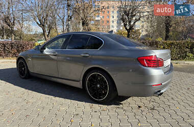 Седан BMW 5 Series 2012 в Черновцах