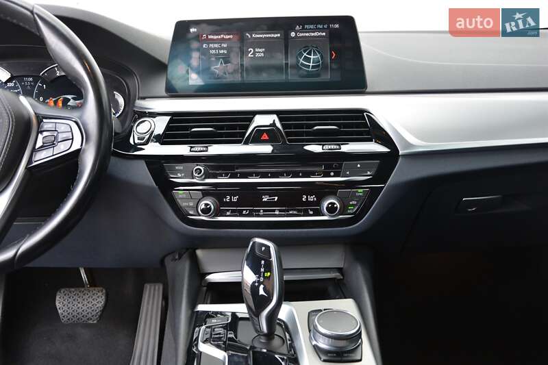 Седан BMW 5 Series 2017 в Киеве фото 7 Седан BMW 5 Series 2017 в Киеве