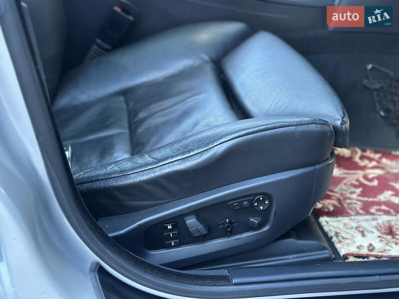 Седан BMW 5 Series 2004 в Сарнах