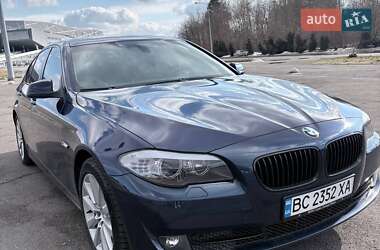 Седан BMW 5 Series 2010 в Львові