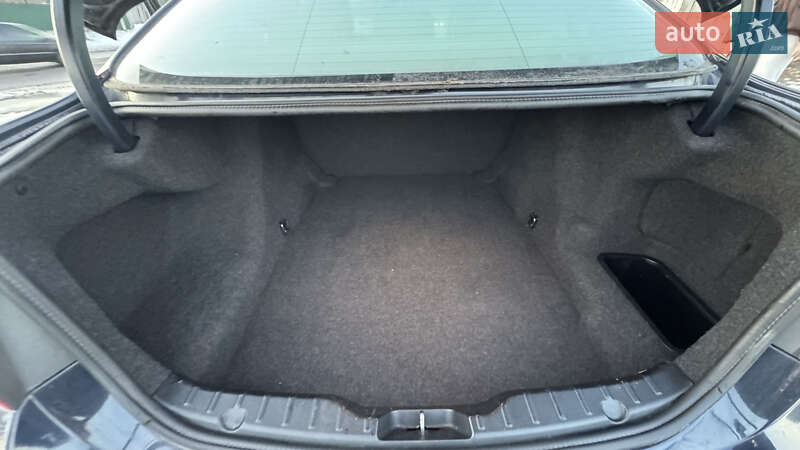 Седан BMW 5 Series 2011 в Полтаве