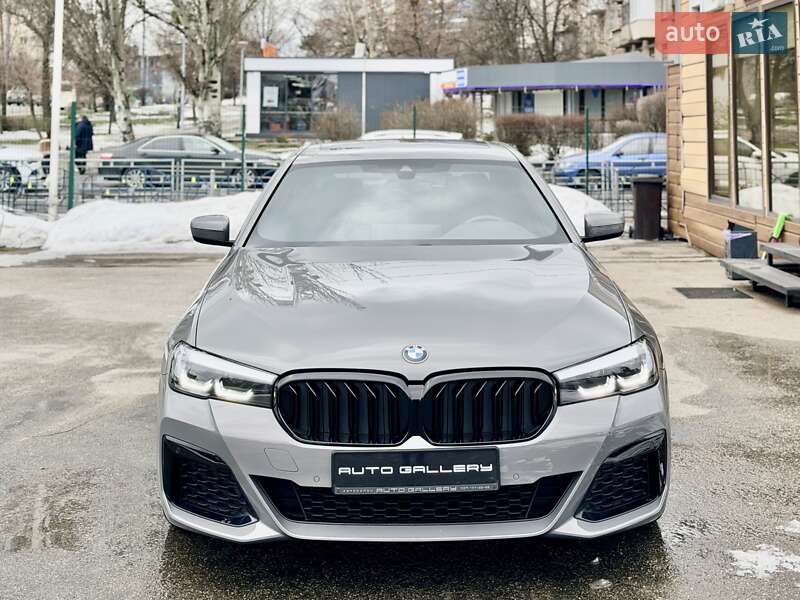 Седан BMW 5 Series 2022 в Киеве