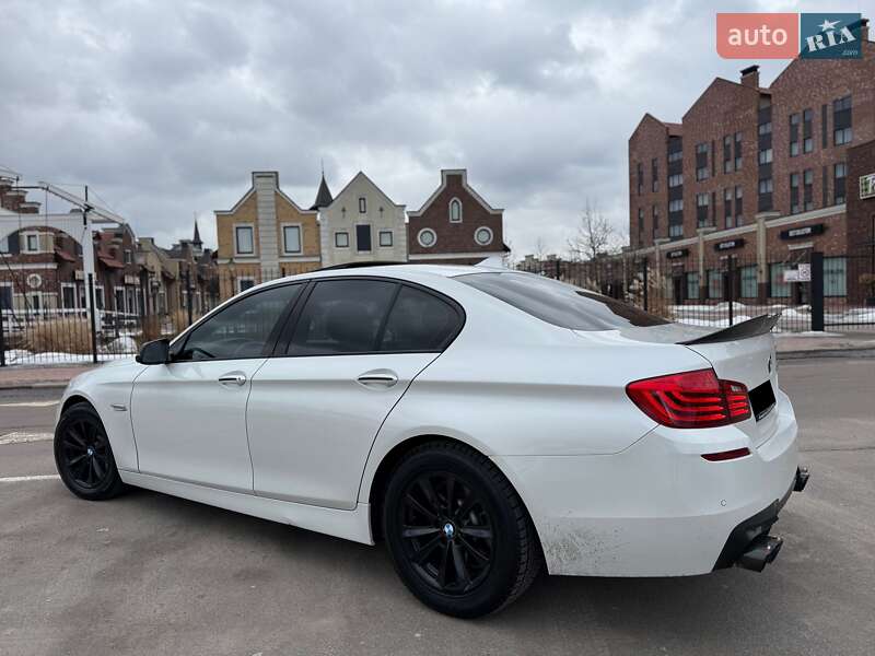 Седан BMW 5 Series 2015 в Киеве