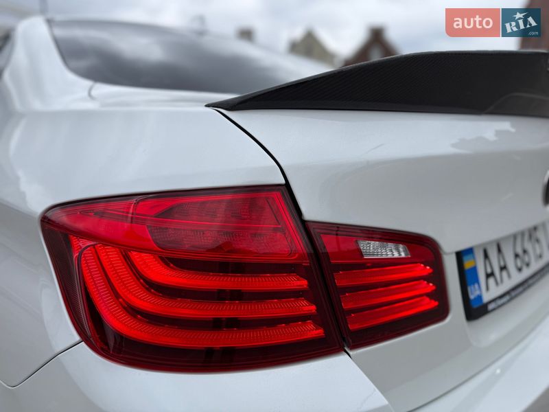 Седан BMW 5 Series 2015 в Киеве