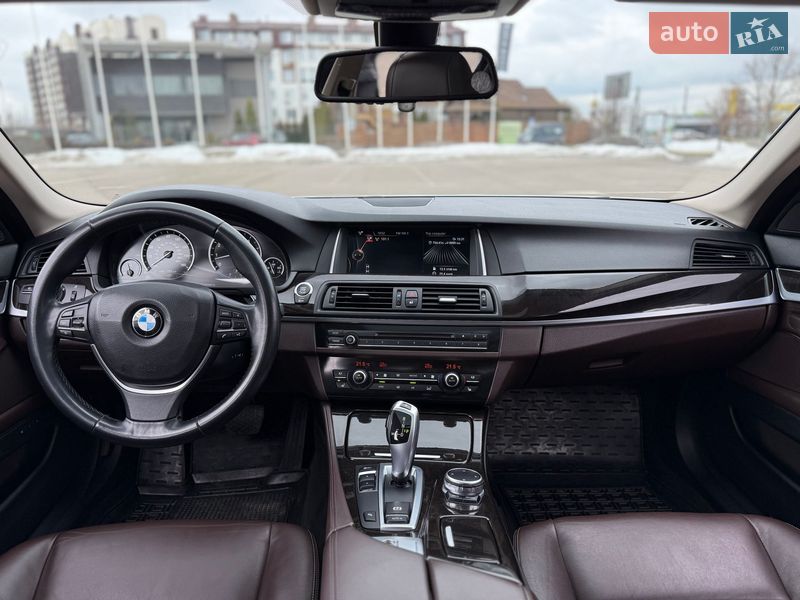 Седан BMW 5 Series 2015 в Киеве