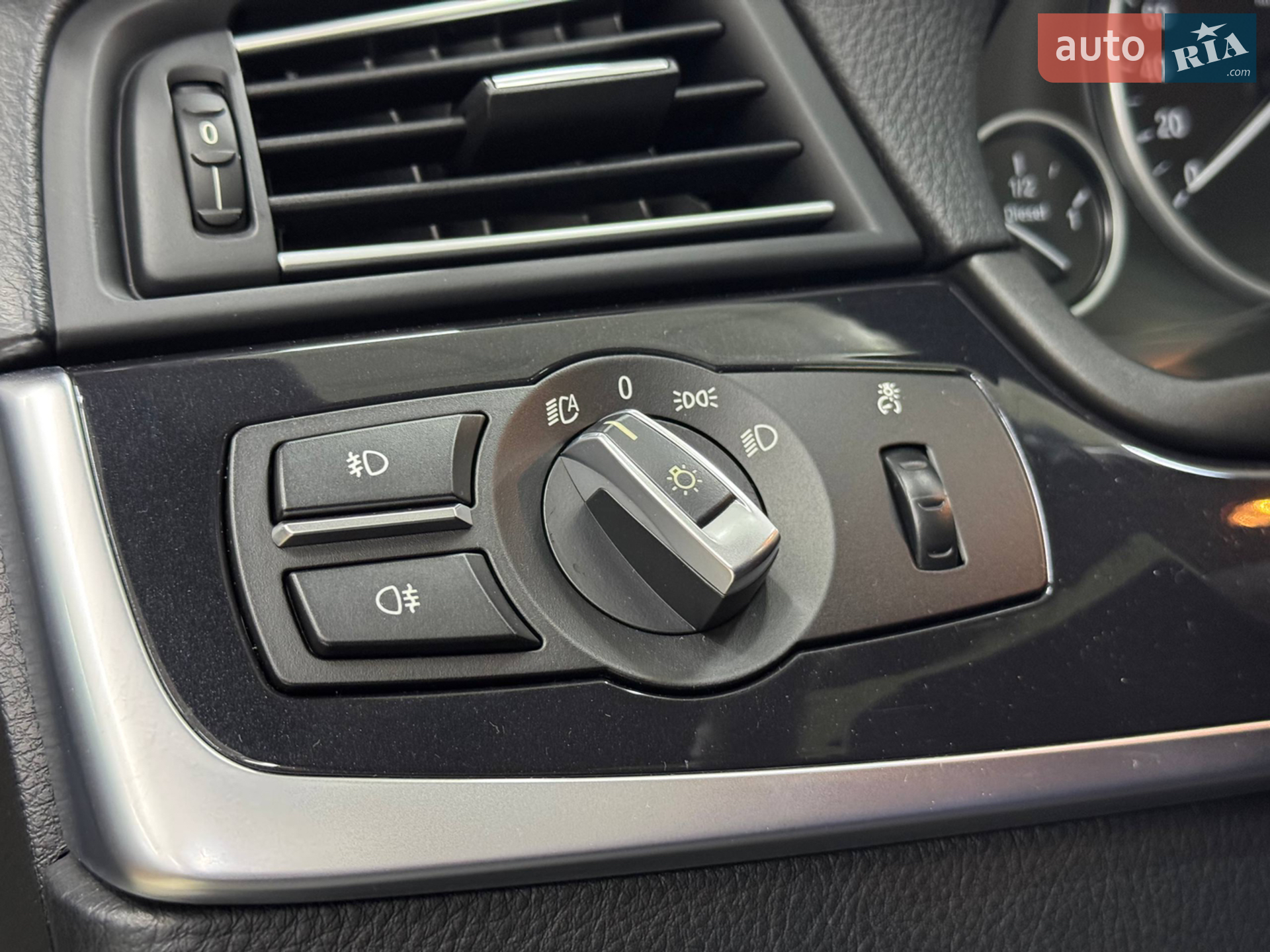 2010 BMW 5er - мініатюра 20