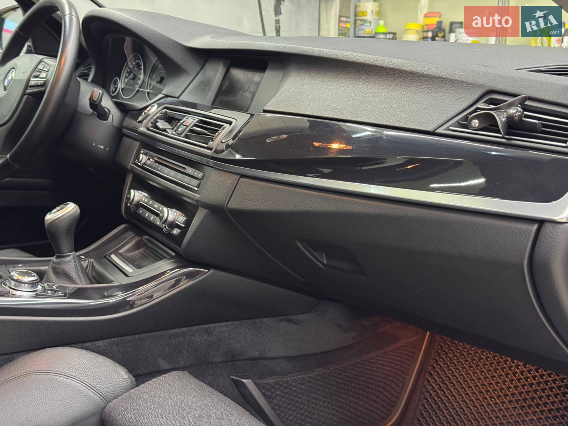 2010 BMW 5er - мініатюра 33