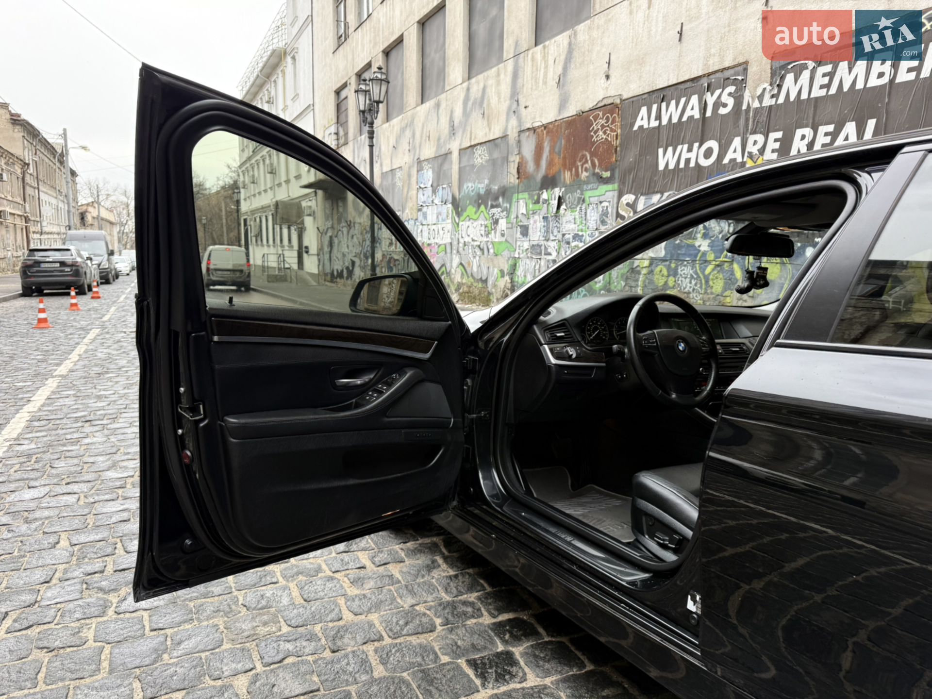 2013 BMW 5er - мініатюра 38