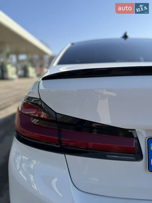 Седан BMW 5 Series 2017 в Ровно фото 11 Седан BMW 5 Series 2017 в Ровно