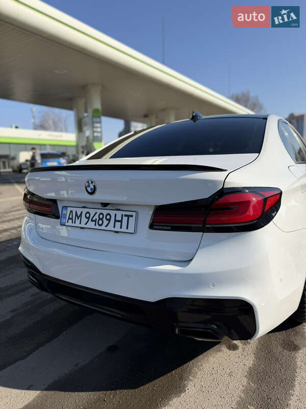 Седан BMW 5 Series 2017 в Ровно фото 30 Седан BMW 5 Series 2017 в Ровно