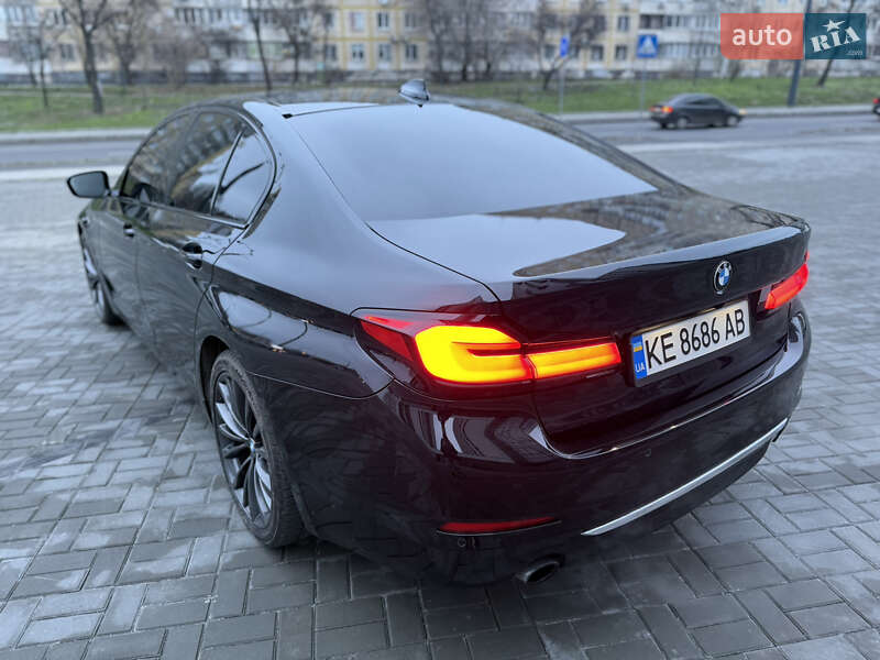 Седан BMW 5 Series 2017 в Днепре