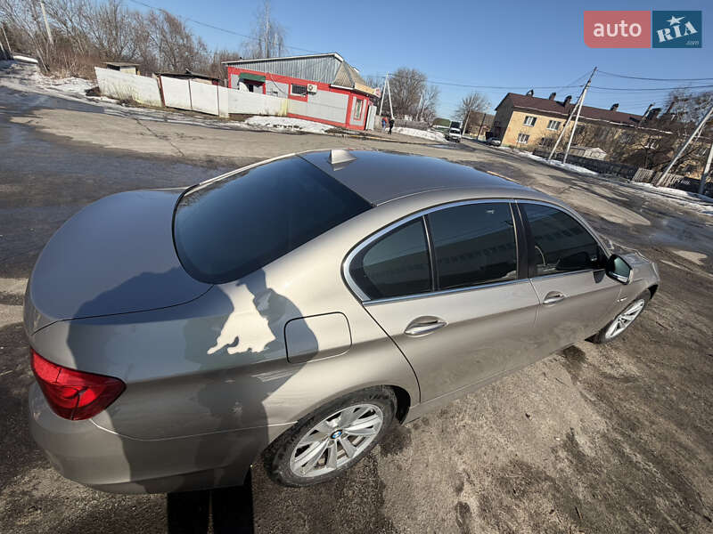 Седан BMW 5 Series 2011 в Буче